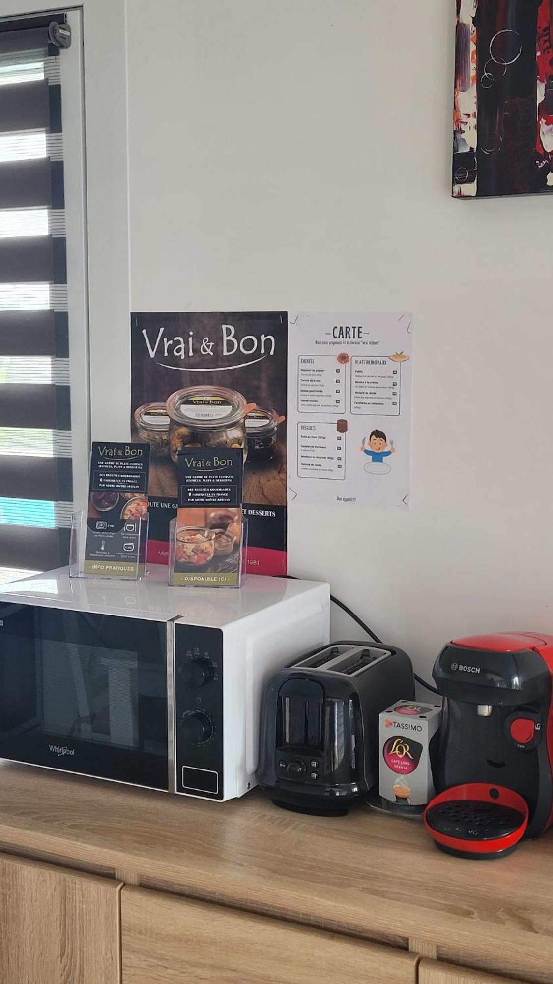 Gite Le Petit Doue Bressuire Exterior photo